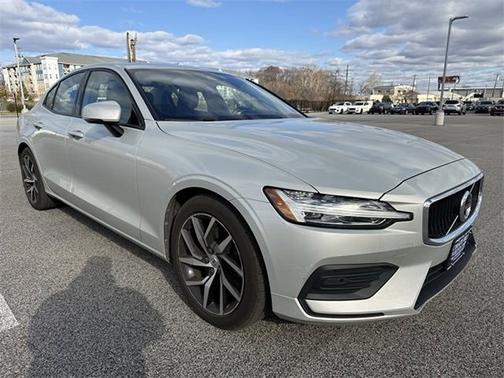 2019 Volvo S60 Momentum