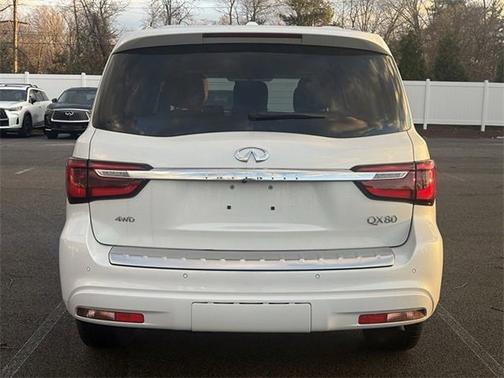 2024 INFINITI QX80 SENSORY