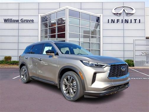 2025 INFINITI QX60 LUXE