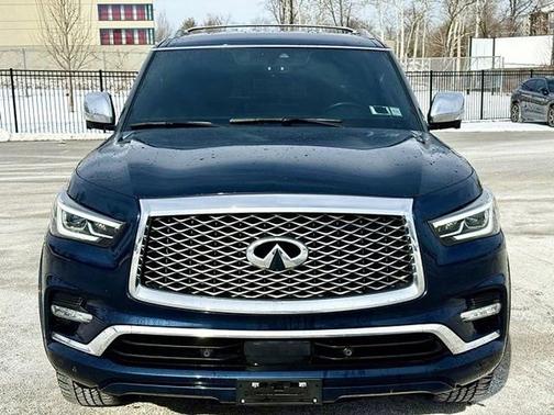 2023 INFINITI QX80 SENSORY