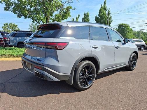 2025 INFINITI QX60 LUXE