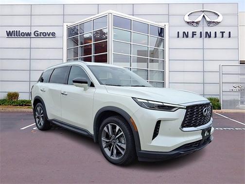 2023 INFINITI QX60 LUXE