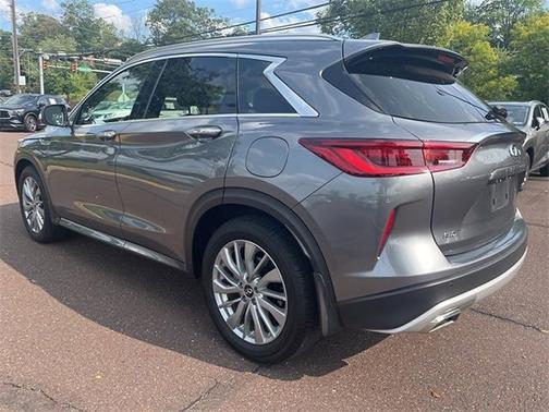 2024 INFINITI QX50 LUXE