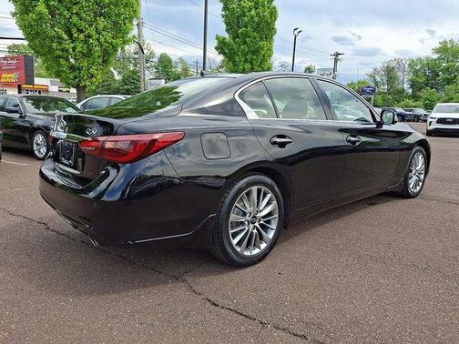 Black Obsidian 2023 INFINITI Q50 3.0t LUXE