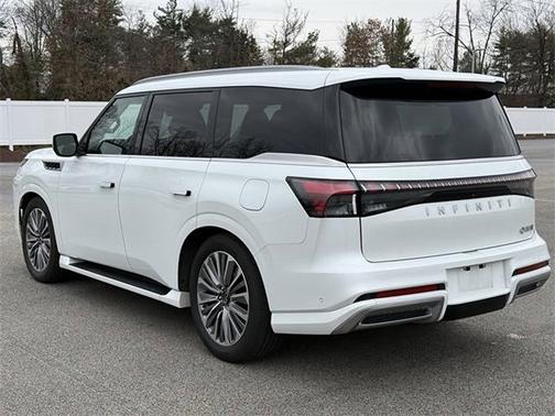 2025 INFINITI QX80 SENSORY