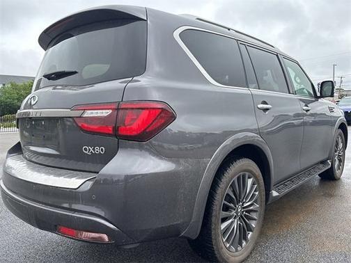 2024 INFINITI QX80 SENSORY