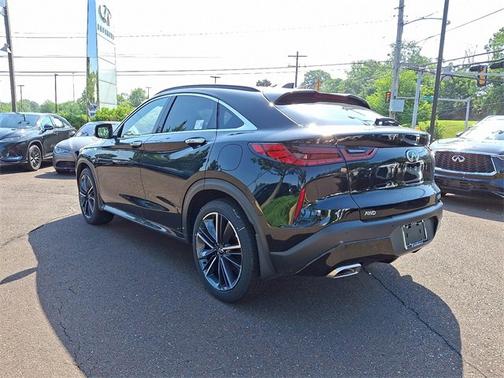 2025 INFINITI QX55 ESSENTIAL