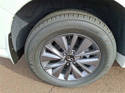 2026 INFINITI QX80 PURE