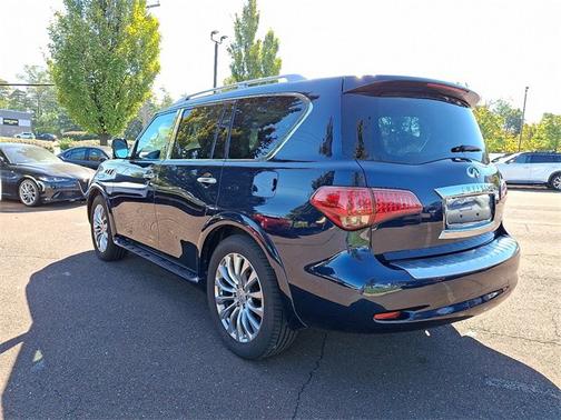 2017 INFINITI QX80 Base
