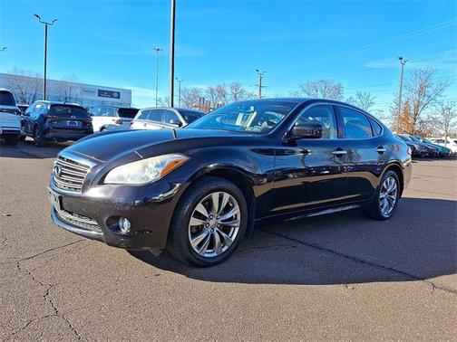 2012 INFINITI M37 X
