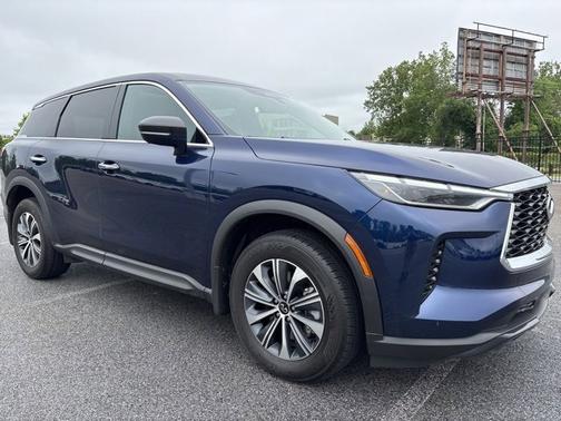 2024 INFINITI QX60 PURE
