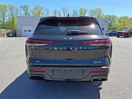 2022 INFINITI QX60 PURE