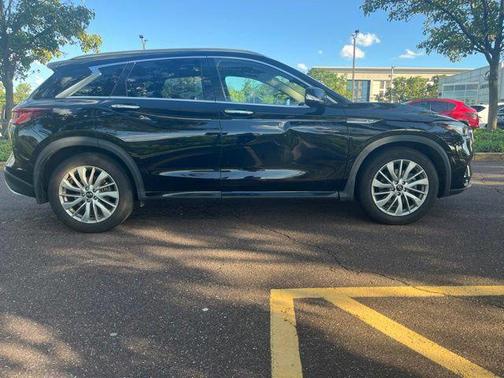 Black Obsidian 2023 INFINITI QX50 LUXE AWD