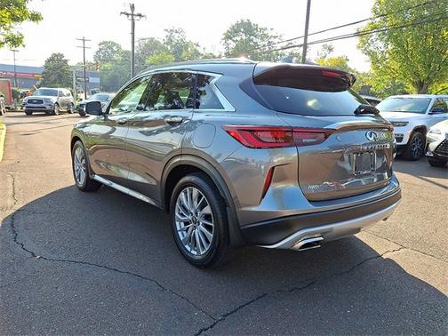 2024 INFINITI QX50 LUXE