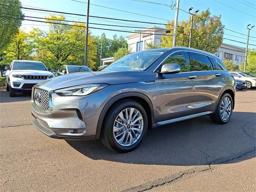 2024 INFINITI QX50 LUXE
