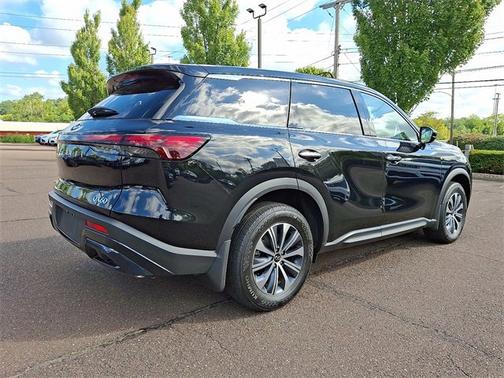 2025 INFINITI QX60 PURE