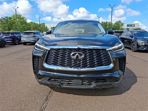 2025 INFINITI QX60 PURE