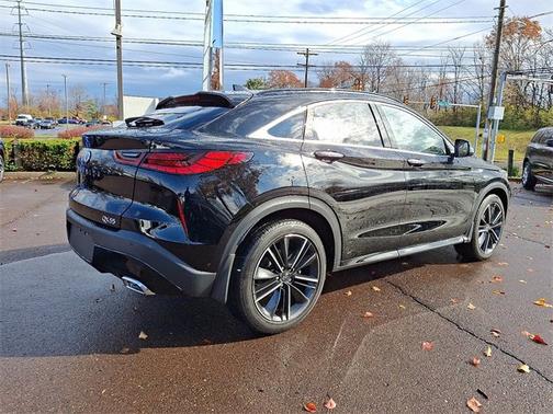 2023 INFINITI QX55 LUXE
