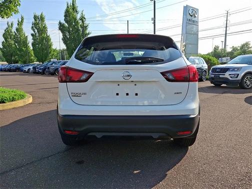 2018 Nissan Rogue Sport S