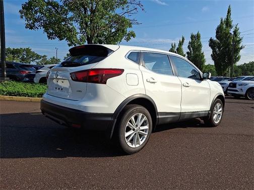 2018 Nissan Rogue Sport S