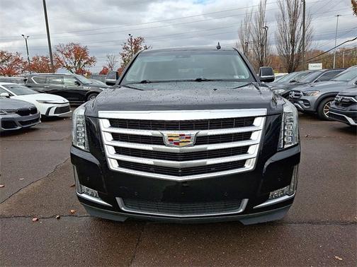 2019 Cadillac Escalade ESV Luxury