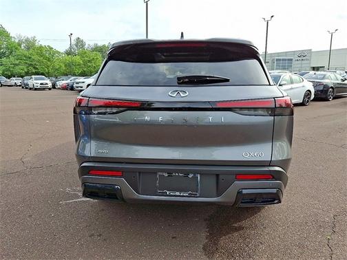 2025 INFINITI QX60 LUXE