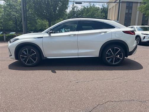 2023 INFINITI QX55 LUXE