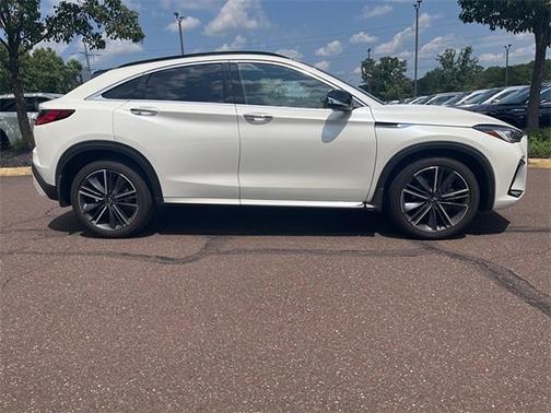 2023 INFINITI QX55 LUXE