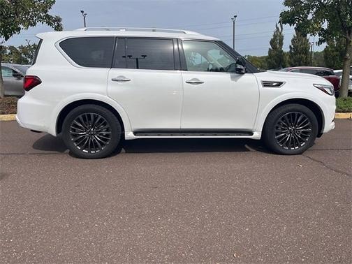 2024 INFINITI QX80 PREMIUM SELECT