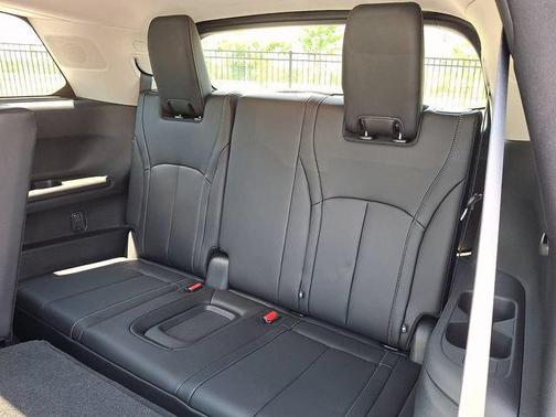 Gray 2027 INFINITI QX60 LUXE AWD