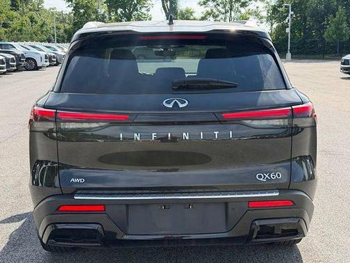 Mineral Black 2023 INFINITI QX60 Luxe