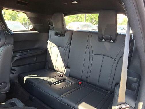 Radiant White 2027 INFINITI QX60 SPORT AWD