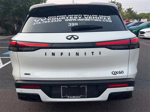 2025 INFINITI QX60 LUXE