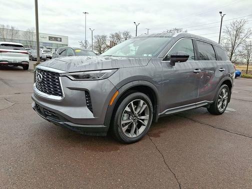 2025 INFINITI QX60 LUXE