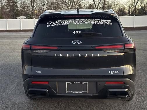 2025 INFINITI QX60 LUXE