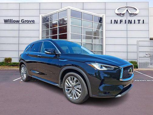 Black Obsidian 2025 INFINITI QX50 Luxe AWD