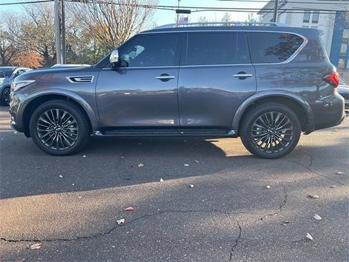 2024 INFINITI QX80 SENSORY