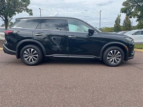 2025 INFINITI QX60 PURE