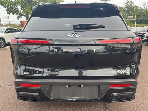 2025 INFINITI QX60 PURE