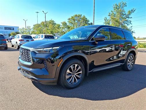 2025 INFINITI QX60 PURE