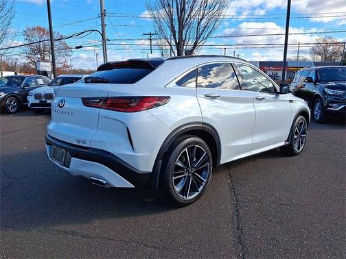 2025 INFINITI QX55 LUXE