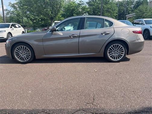 2019 Alfa Romeo Giulia Ti Lusso