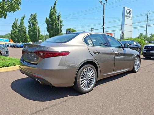 2019 Alfa Romeo Giulia Ti Lusso