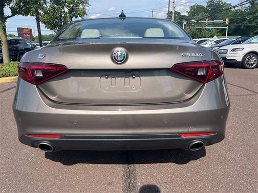 2019 Alfa Romeo Giulia Ti Lusso