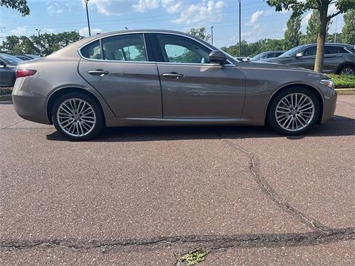 2019 Alfa Romeo Giulia Ti Lusso