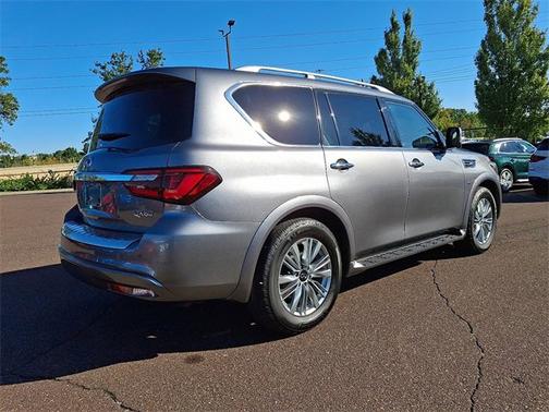 2019 INFINITI QX80 LUXE
