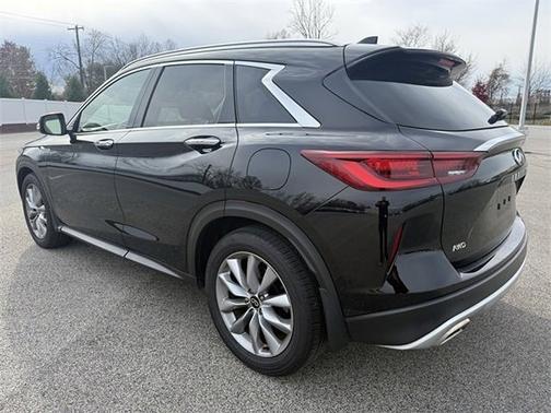 2022 INFINITI QX50 LUXE