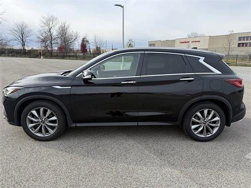 2022 INFINITI QX50 LUXE