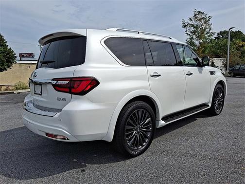 2024 INFINITI QX80 SENSORY
