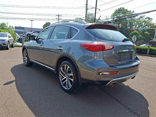 2017 INFINITI QX50 Base